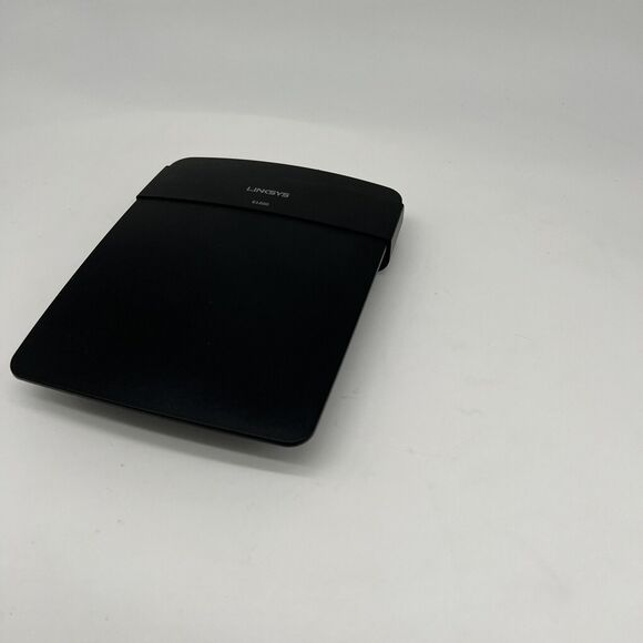 Linksys E1200 300 Mbps 4-Port 10/100 Wireless N Router - Picture 3 of 7